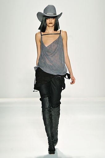 Nicholas K, Fall/Winter 2012. New York Fashion Week 2012. [Foto: Mike Coppola/Getty Images for Mercedes-Benz Fashion Week]
