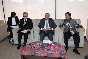 Pemerintah dan Toyota Bertemu Bahas Mobil Hybrid