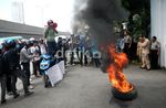 Demo Tuntut Penuntasan Kasus Korupsi Damkar