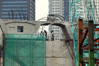 Masa pengerjaan jalan layang non tol itu yang tercepat nantinya, yakni selama 630 hari, terhitung sejak 22 November 2010.