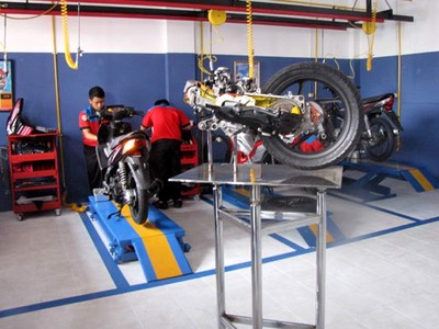 Motor Honda Dibongkar SMK