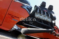 Slam Rodder menggendong mesin V8 dari Ford yang berkapasitas 3.8 liter. Syubhan Akib/detikOto.