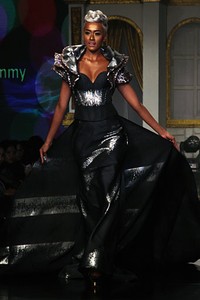 Raden Sirait Syukur Tiada Akhir, Bahagia Tiada Ujung. Jakarta Fashion & Food Festival 2012 at Ballroom Hotel Harris. Kelapa Gading. Jakarta. [Foto: Mohammad Abduh/Wolipop]