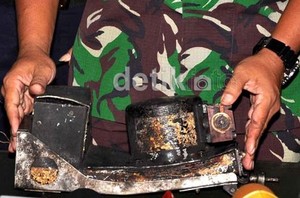 FDR Diduga Berada Tak Jauh dari Reruntuhan Ekor Sukhoi