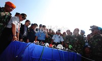 Menurut Ketua Basarnas Marsekal Madya Daryatmo, black box Sukhoi yang ditemukan di Gunung Salak belum lengkap. Tim baru mendapatkan Cockpit Voice Recorder (CVR), sementara Flight Data Recorder (FDR) masih belum jelas rimbanya.