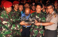 Black box Sukhoi ditemukan oleh tim Kopassus, Selasa (15/5/2012).