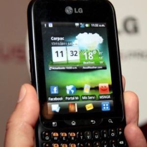 5 Smartphone Rp 1 Jutaan yang Layak Dilirik
