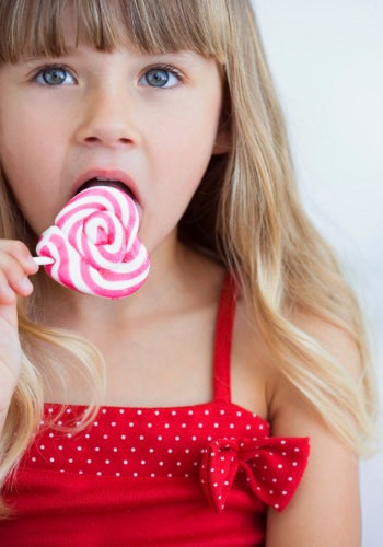 4 Camilan Anak Yang Tak Boleh Dimakan Terlalu sering