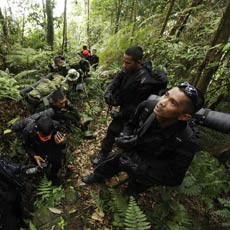 Evakuasi Korban Sukhoi Dimungkinkan Berakhir Hari Ini atau Besok