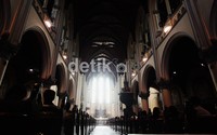 Peringatan di Gereja Katedral bertemakan Kenaikan Tuhan Pengharapan Keselamatan Kita.