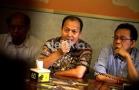 Pemilihan gubernur DKI Jakarta akan digelar 11 Juli 2012 mendatang. Namun menjelang perhelatan akbar warga DKI itu, masih ada beberapa masalah yang harus dibenahi. Misalnya soal daftar pemilih yang dinilai masih carut marut.