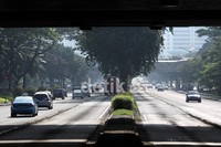 Sehubungan dengan libur cuti bersama, Jumat 18 Mei 2012, kawasan pengendalian lalu lintas 3 in 1 tidak diberlakukan, demikian informasi yang diberikan oleh Traffic Management Center (TMC) Polda Metro Jaya, melalui akun Twitter ‏@TMCPoldaMetro.