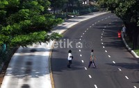 Pemberlakuan 3 in 1 dilakukan setiap Senin-Jumat, pada pukul 07.00-10.00 dan pukul 16.30-19.00 WIB. Aturan itu tidak berlaku pada Sabtu-Minggu, dan hari libur nasional yang ditetapkan dengan keputusan presiden.