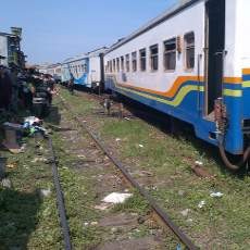 KA Sancaka Anjlok di Stasiun Semut