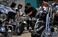 Lebih dari 200 pecinta Harley Davidson dari berbagai kalangan usia dan dari daerah di Indonesia berkumpul.