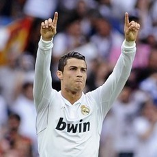 Suarez Dukung Ronaldo Menangi Ballon dOr