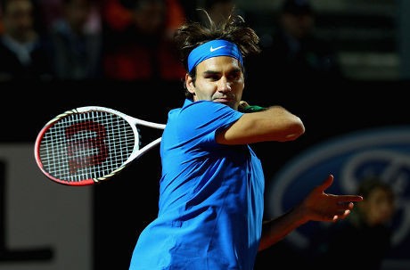 Kandaskan Seppi, Federer Tantang Djokovic di Semifinal