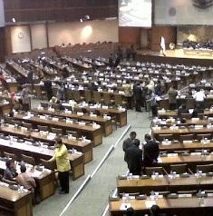 DPR Akan Panggil Kapolri Jelaskan Polemik Lady Gaga dan Izin Ibadah
