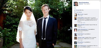 Foto-foto pernikahan Mark Zuckerberg di-upload ke akun Facebook miliknya. Ratusan orang pun mengomentari. REUTERS/Allyson Magda/Facebook.com/Handout.
