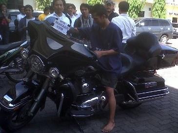 Harley Milik Santo Akhirnya Ditemukan