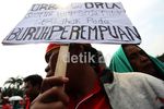 Pemerintah Silih Berganti, Buruh Tetap Terpinggirkan