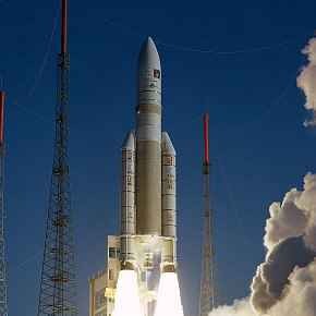 Lippo Luncurkan Satelit