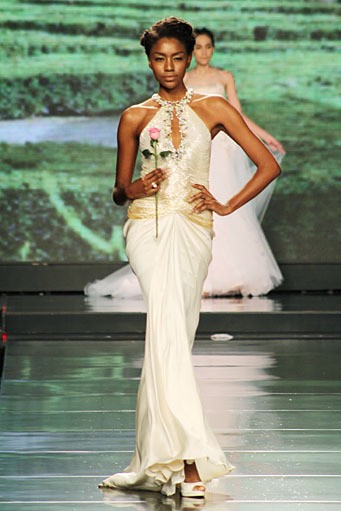 Sally Koeswanto Flor Del Amor. Jakarta Fashion & Food Festival 2012 at Ballroom Hotel Harris. Kelapa Gading. Jakarta. [Foto: Mohammad Abduh/Wolipop]