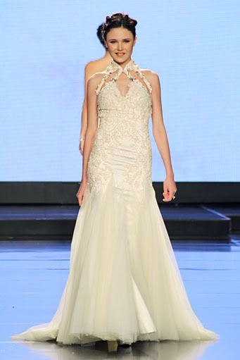 Sally Koeswanto Flor Del Amor. Jakarta Fashion & Food Festival 2012 at Ballroom Hotel Harris. Kelapa Gading. Jakarta. [Foto: Mohammad Abduh/Wolipop]