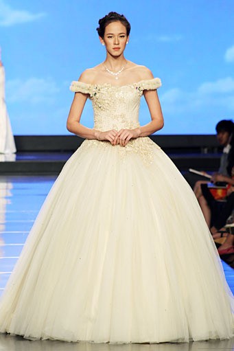 Sally Koeswanto Flor Del Amor. Jakarta Fashion & Food Festival 2012 at Ballroom Hotel Harris. Kelapa Gading. Jakarta. [Foto: Mohammad Abduh/Wolipop]