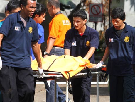 Trans Corp Beri Penghormatan Terakhir untuk Ismie & Aditya