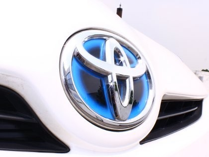 Sudah 4 Juta Mobil Hybrid Toyota Terjual di Dunia