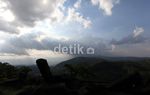 Keindahan Panorama Gunung Padang