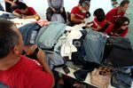 Menyulap Jeans Bekas Menjadi Duit