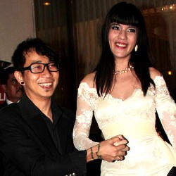 Sheila Marcia & Kiki Mirano Dikaruniai Bayi Laki-Laki