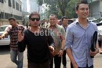 Christian Sugiono Cs pun dikabarkan menderita kerugian hingga Rp 2 Miliar. Gusmun/detikHot.