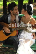 Jupe Mesra Lagi Bareng Gaston