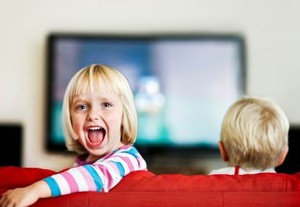 Anak Masa Kini Alami Kecanduan TV dan Komputer Seumur Hidupnya