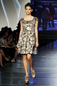 Sebastian Gunawan Urban Lady. Jakarta Fashion & Food Festival 2012 at Ballroom Hotel Harris. Kelapa Gading. Jakarta Utara. [Foto: Mohammad Abduh/Wolipop]