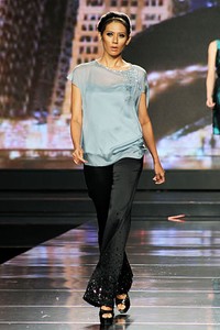 Sebastian Gunawan Urban Lady. Jakarta Fashion & Food Festival 2012 at Ballroom Hotel Harris. Kelapa Gading. Jakarta Utara. [Foto: Mohammad Abduh/Wolipop]