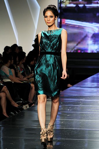 Sebastian Gunawan Urban Lady. Jakarta Fashion & Food Festival 2012 at Ballroom Hotel Harris. Kelapa Gading. Jakarta Utara. [Foto: Mohammad Abduh/Wolipop]