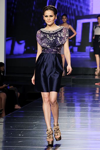 Sebastian Gunawan Urban Lady. Jakarta Fashion & Food Festival 2012 at Ballroom Hotel Harris. Kelapa Gading. Jakarta Utara. [Foto: Mohammad Abduh/Wolipop]