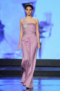 Sebastian Gunawan Urban Lady. Jakarta Fashion & Food Festival 2012 at Ballroom Hotel Harris. Kelapa Gading. Jakarta Utara. [Foto: Mohammad Abduh/Wolipop]