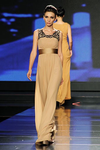 Sebastian Gunawan Urban Lady. Jakarta Fashion & Food Festival 2012 at Ballroom Hotel Harris. Kelapa Gading. Jakarta Utara. [Foto: Mohammad Abduh/Wolipop]