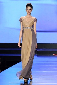 Sebastian Gunawan Urban Lady. Jakarta Fashion & Food Festival 2012 at Ballroom Hotel Harris. Kelapa Gading. Jakarta Utara. [Foto: Mohammad Abduh/Wolipop]