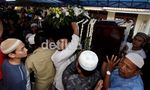 Jenazah Didik Korban Sukhoi Tiba di Rumah Duka