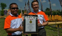 Museum Rekor Indonesia (MURI) ymengapresiasi rangkaian jagung tersebut dan mencatatnya sebagai  Rangkaian Jagung Terpanjang di Indonesia 1234 meter.