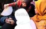 Isak Tangis Warnai Pemakaman Wartawan Angkasa