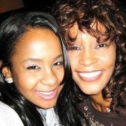 Berjudi, Anak Whitney Houston Akan Diperiksa Polisi