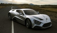 7. 2007 Zenvo ST1. Memiliki tenaga 1.100 daya kuda pada 6.900 rpm. Mesin 7.0-liter, OHV, 16-valve V8, turbocharged dan supercharged. Mobil dari Denmark ini diklaim bisa ngebut dari 0-100 km per jam dalam 3 detik dan memiliki kecepatan maksimum 374 km per jam. (dok Inside Line)