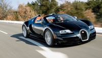 3. 2012 Bugatti Veyron 16.4 Grand Sport Vitesse. Memiliki tenaga yang sama dengan saudaranya yakni Super Sport, Grand Sport Vitesse mengusung mesin 8.0-liter, DOHC, 64-valve W16, quad turbochargers. (dok Inside Line)